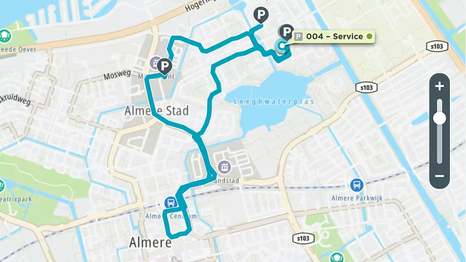 Aufgezeichnete Route eines Fahrzeugs in Webfleet, mit Stopps und Zielpunkten auf der Karte